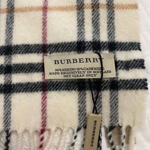 BURBERRY Cashmere Blend Scar